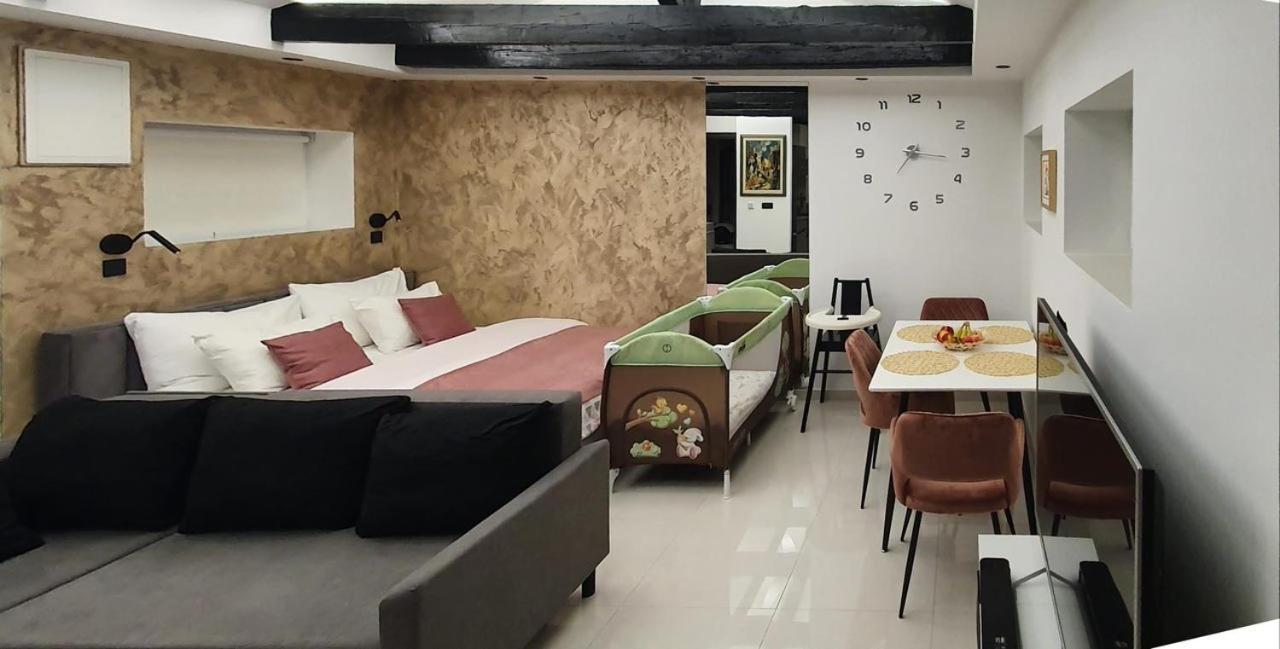 Studio Apartman Lenox Rijeka Exteriér fotografie